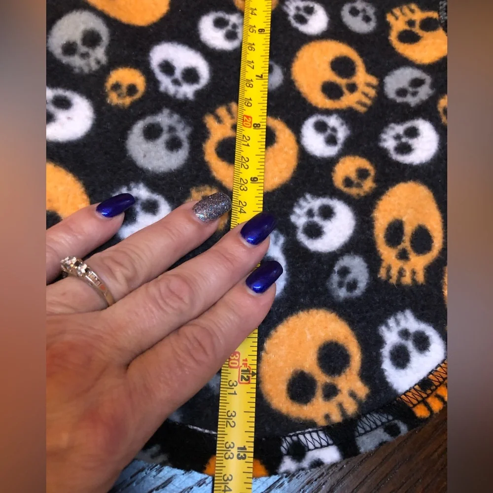 PET🐶 Orange and Black Skull Print outfit SIZE X SMALL & SIZE SMALL